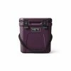 YETI ROADIE 24 COOLER F22 - NORDIC PURPLE